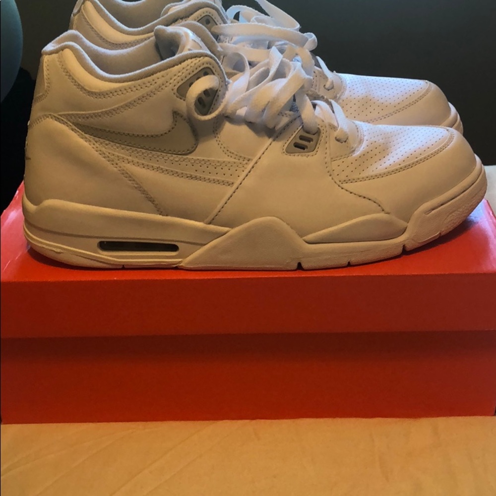 Nike air flight 89